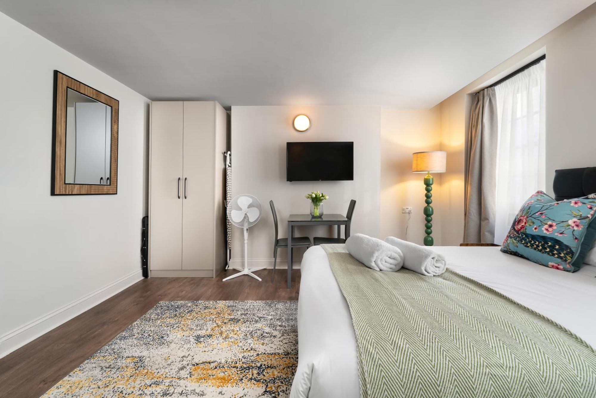 Xx - Fitzrovia Modern *